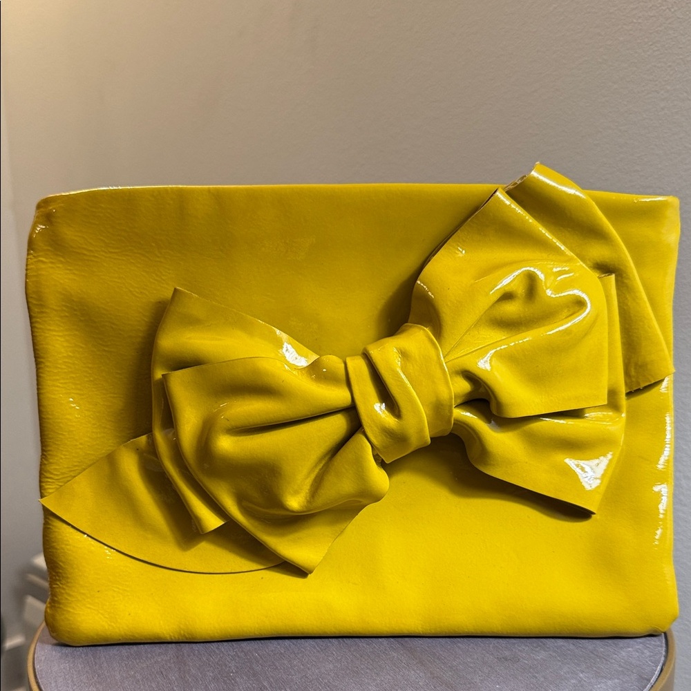 Vintage Emilio Pucci Patent Leather Yellow Bow Clutch
